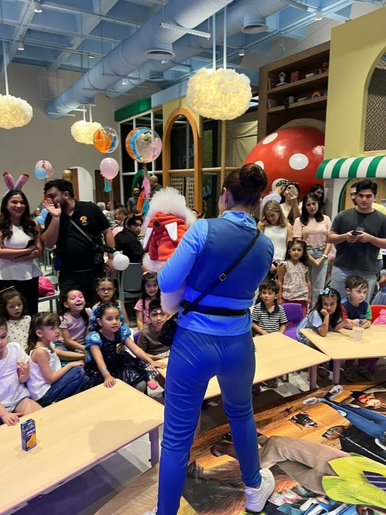 Show Liana y sus Perritos Educados con temática Zootopia, foto 14